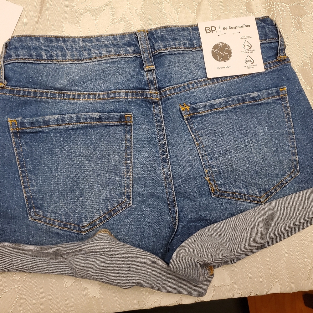 BP. Roll Cuff Stretch Denim Shorts in Authentic Blue Wash - Picture 3 of 7
